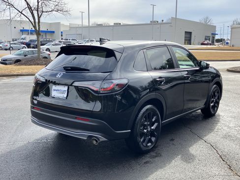 Certified 2024 Honda HR-V Sport image 10