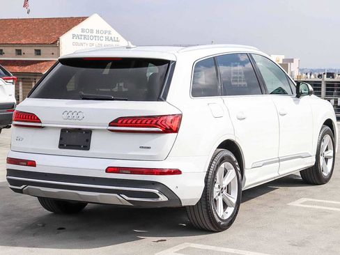 Used 2024 Audi Q7 2.0T Premium Plus image 4