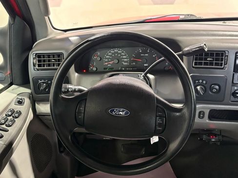 Used 2003 Ford F250 XLT AWD/4WD image 17