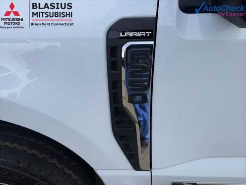 Used 2024 Ford F250 Lariat AWD/4WD image 11