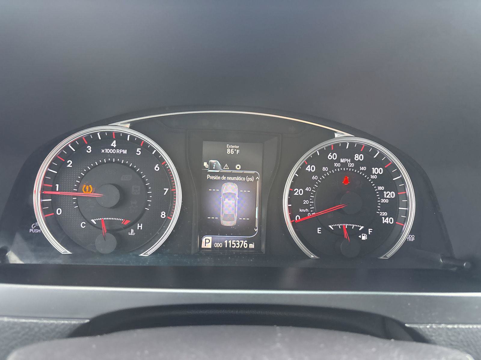 Used 2015 Toyota Camry SE FWD image 27