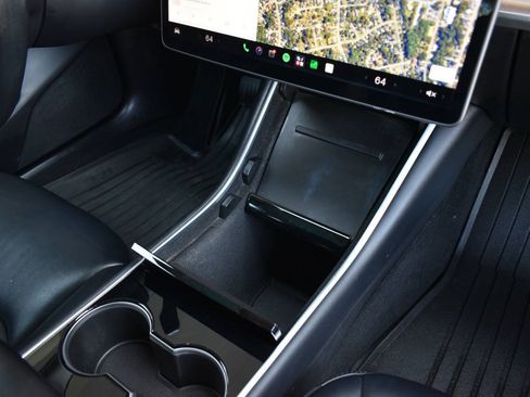 Used 2018 Tesla Model 3 Long Range AWD/4WD image 28