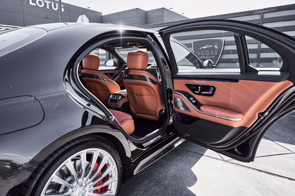 Used 2024 Mercedes-Benz S 63 AMG S image 26