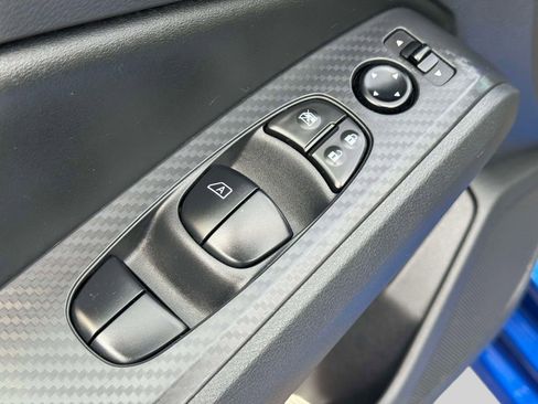 Used 2025 Nissan Altima 2.5 SV FWD image 16