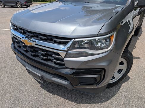 Used 2021 Chevrolet Colorado W/T w/ WT Convenience Package RWD image 13