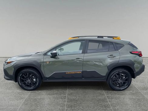 Used 2025 Subaru Crosstrek 2.5i Wilderness w/ Wilderness Package image 2