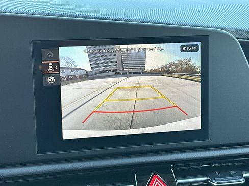 New 2026 Kia Niro LX FWD image 24