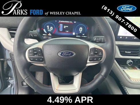 Used 2025 Ford Explorer Active w/ Active Comfort Package RWD image 10