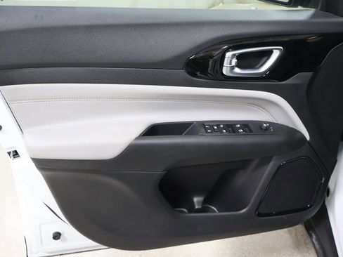 New 2026 Jeep Compass Limited image 11