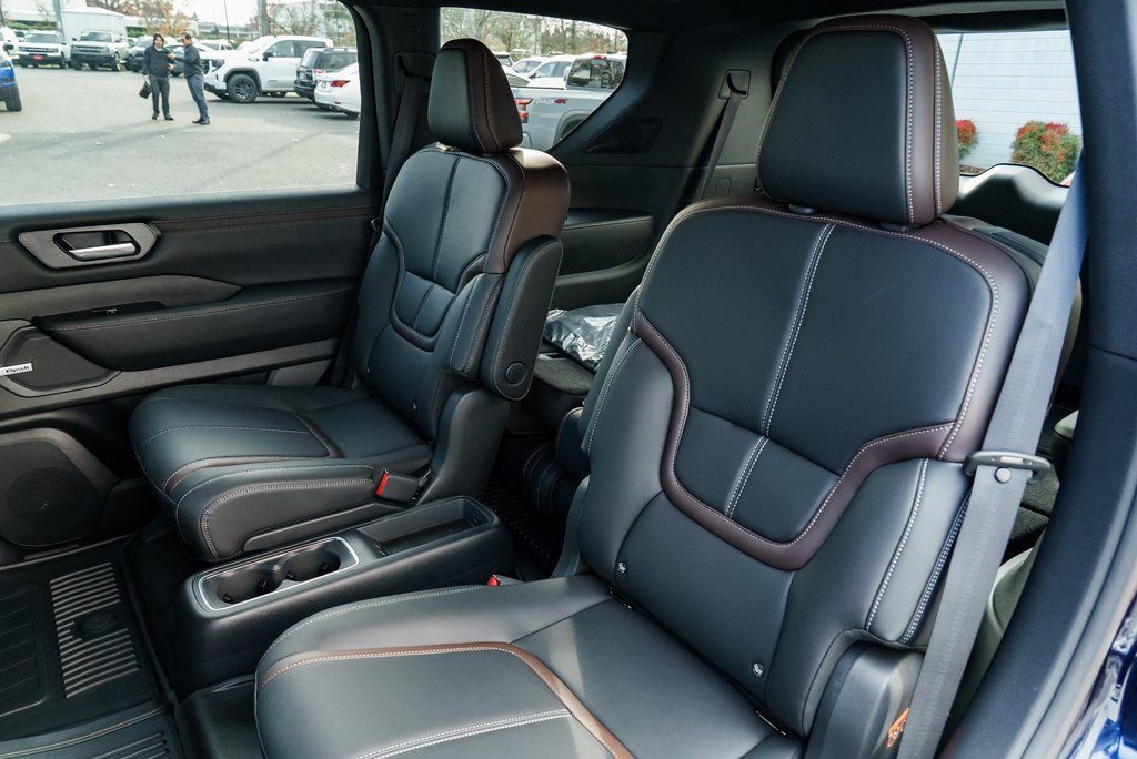 New 2026 Nissan Armada SL w/ Captain's Chari Seat Package AWD/4WD image 24