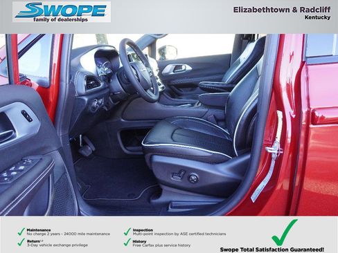 New 2026 Chrysler Pacifica Limited w/ S Appearance Package image 13