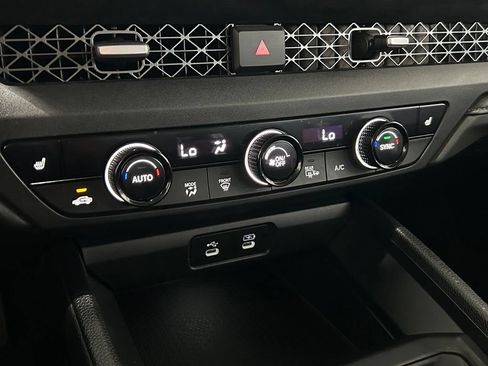 Used 2025 Honda Accord SE image 26