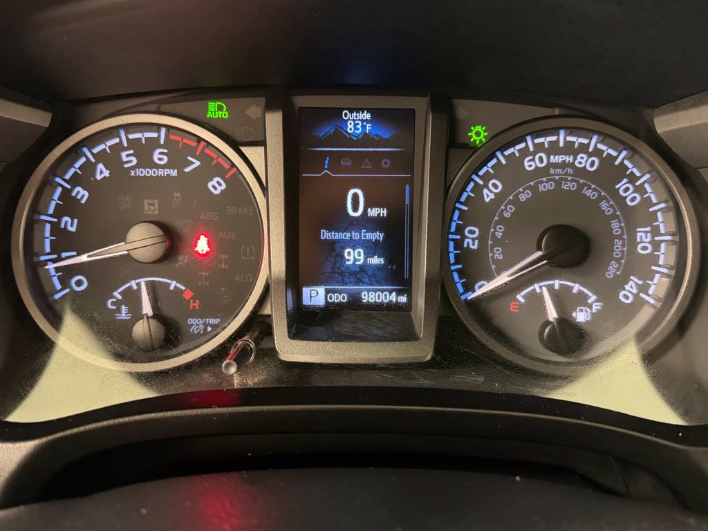 Used 2021 Toyota Tacoma TRD Off-Road w/ Technology Package AWD/4WD image 21