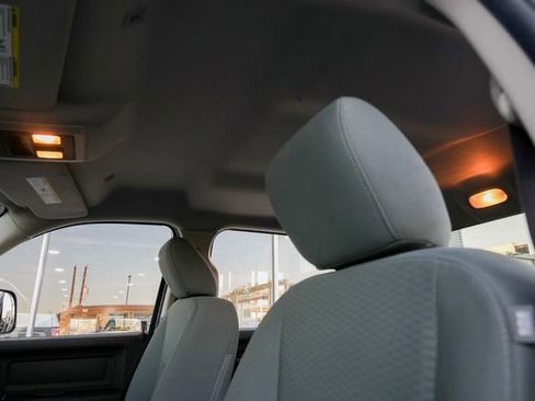 Used 2018 RAM 3500 Tradesman w/ Chrome Appearance Group image 23