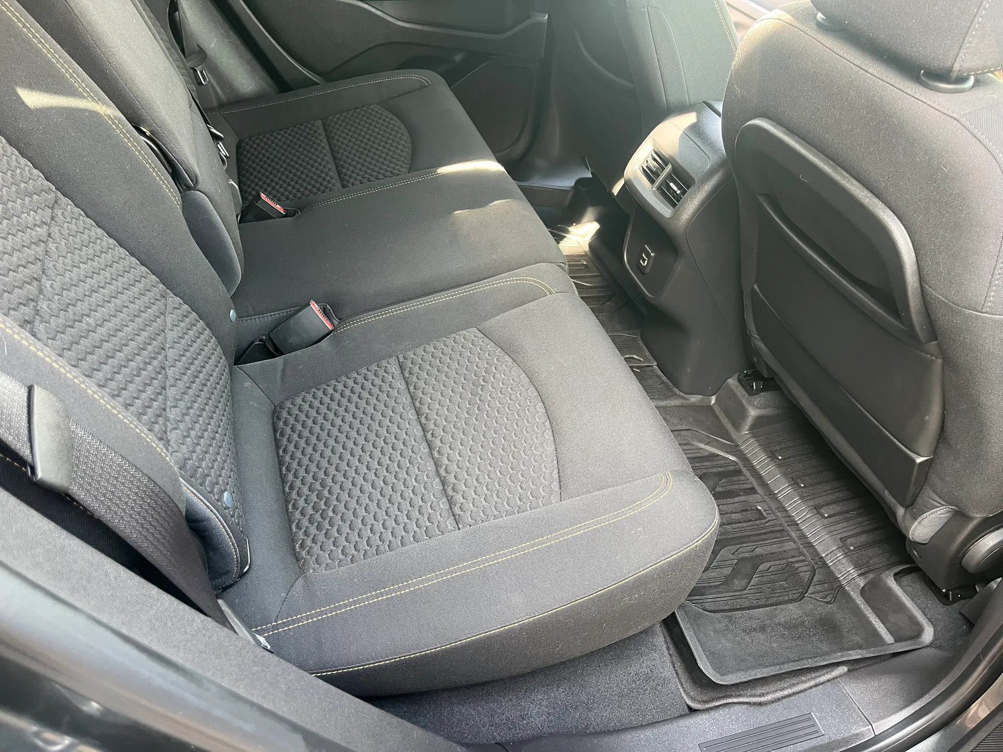 Used 2021 GMC Terrain SLE FWD image 14