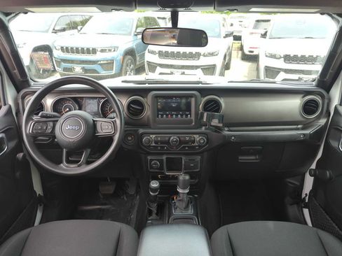 Used 2022 Jeep Gladiator Sport w/ Trailer Tow Package AWD/4WD image 30