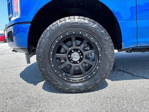 Used 2018 Ford F150 XL w/ Equipment Group 101A Mid AWD/4WD image 7