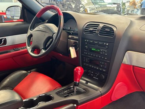 Used 2002 Ford Thunderbird image 24
