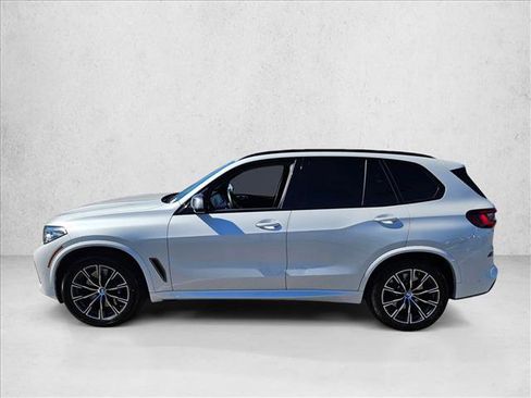 Used 2023 BMW X5 M50i w/ Executive Package image 9