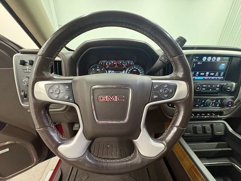 Used 2018 GMC Sierra 1500 SLT image 13