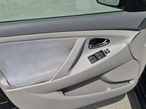 Used 2008 Toyota Camry LE FWD image 23