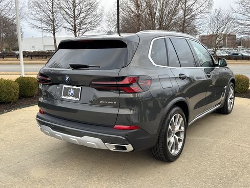 New 2026 BMW X5 xDrive50e w/ Executive Package AWD/4WD image 5