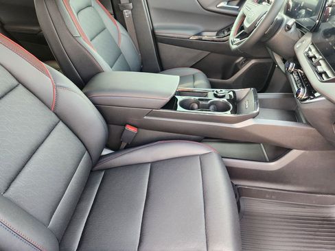 New 2026 Chevrolet Equinox RS w/ LPO, Floor Liner Package FWD image 10