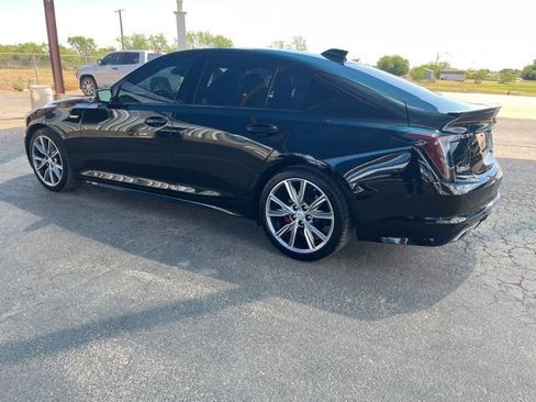 Used 2025 Cadillac CT5 V RWD image 5