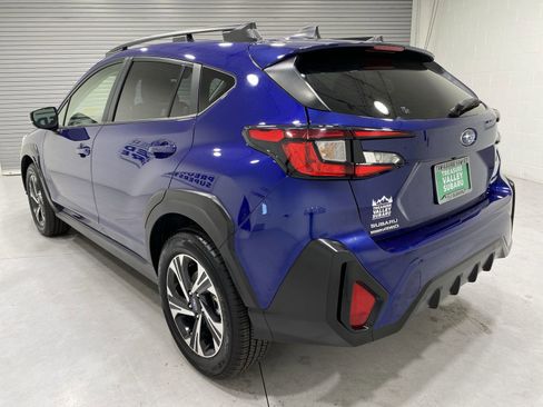 Certified 2025 Subaru Crosstrek 2.0i Premium image 6
