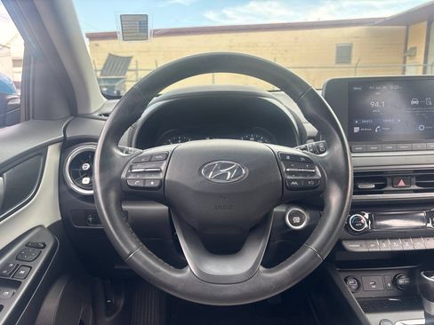 Used 2022 Hyundai Kona SEL w/ Convenience Package FWD image 18