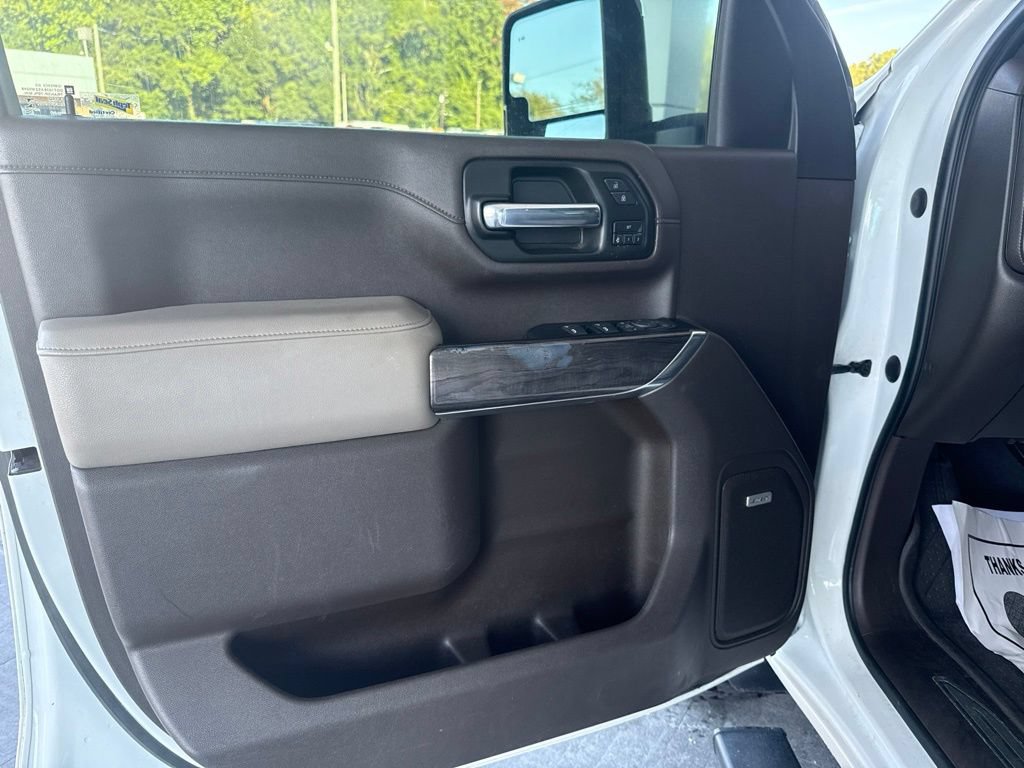 Used 2020 Chevrolet Silverado 3500 LTZ w/ LTZ Plus Package AWD/4WD image 34