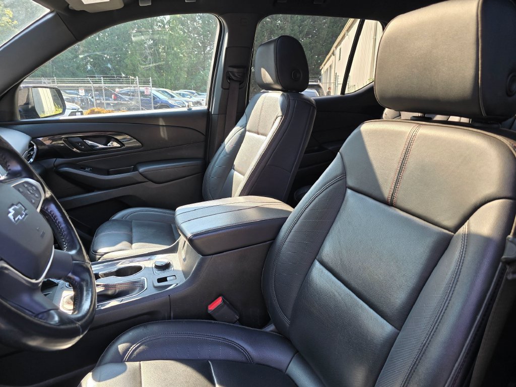 Used 2022 Chevrolet Traverse RS AWD/4WD image 12