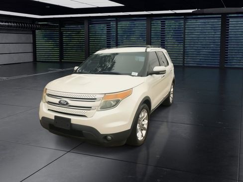 Used 2011 Ford Explorer Limited w/ 301A Rapid Spec Order Code image 4