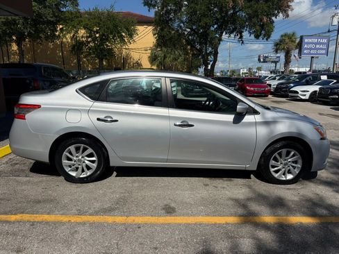 Used 2013 Nissan Sentra SV FWD image 5