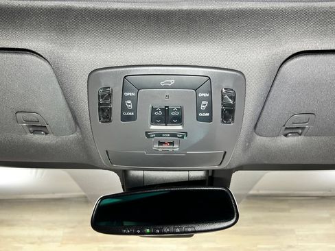 Used 2024 Toyota Sienna Platinum AWD/4WD image 29