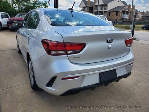 Used 2022 Kia Rio LX image 11