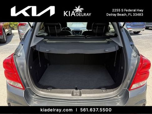 Used 2018 Chevrolet Trax LT w/ Driver Confidence Package FWD image 8