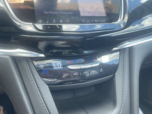 Certified 2023 Cadillac XT6 Premium Luxury w/ LPO, Floor Liner Package AWD/4WD image 27
