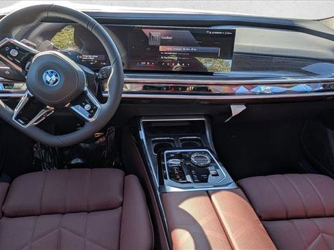New 2026 BMW i7 xDrive60 AWD/4WD image 15