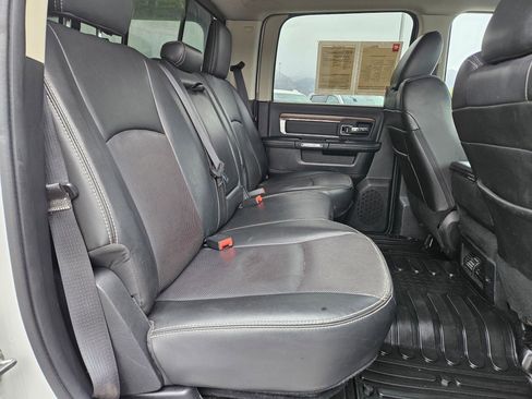 Used 2014 RAM 2500 Laramie w/ Convenience Group AWD/4WD image 29