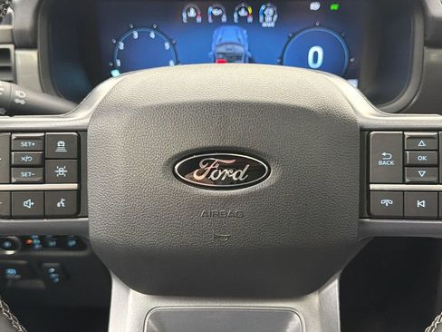 Used 2025 Ford F150 Lariat image 27