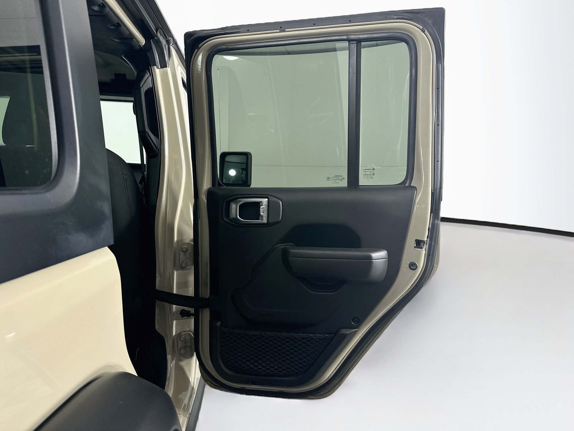 Used 2022 Jeep Wrangler Unlimited Sport AWD/4WD image 30