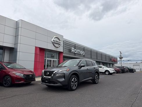 Certified 2021 Nissan Rogue SV AWD/4WD image 1