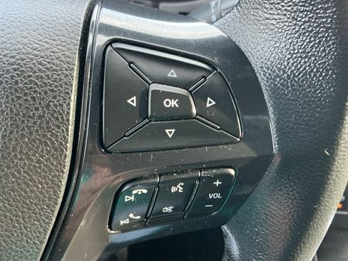 Used 2019 Ford Explorer XLT w/ Equipment Group 202A image 21