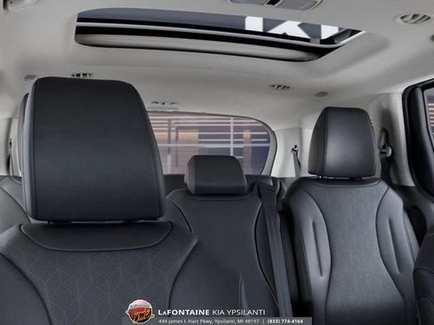 New 2026 Kia Carnival SX FWD image 27