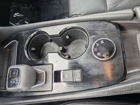 Used 2021 Nissan Rogue Platinum image 21