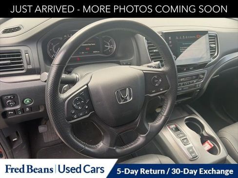 Used 2023 Honda Passport EX-L image 10