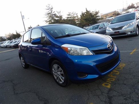Used 2012 Toyota Yaris LE image 7