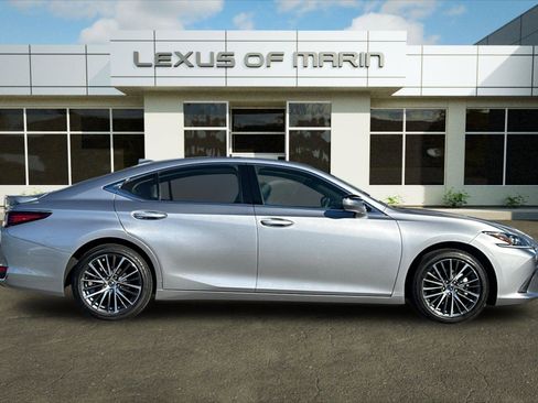 Certified 2025 Lexus ES 300h w/ Premium Package image 7