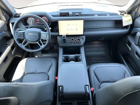 New 2026 Land Rover Defender 110 X-Dynamic SE AWD/4WD image 10